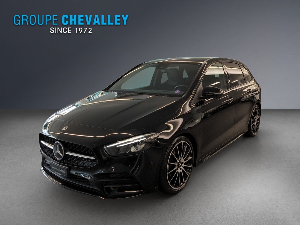 MERCEDES-BENZ B 200 AMG Line
