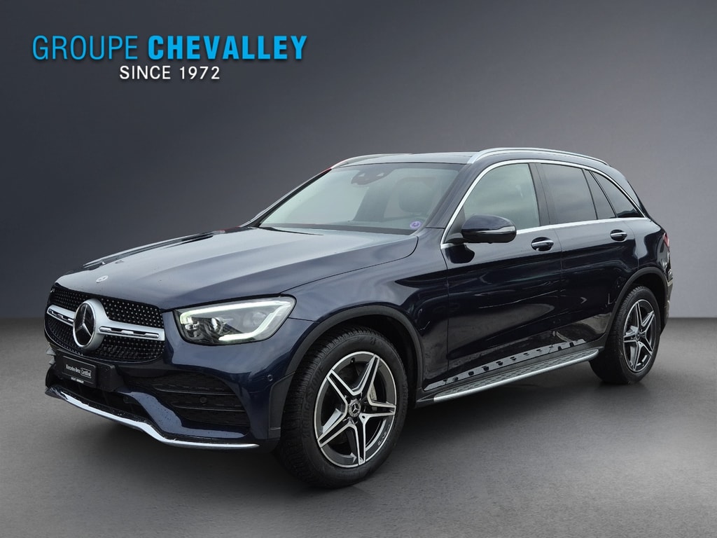 MERCEDES-BENZ GLC 300 AMG Line 4M