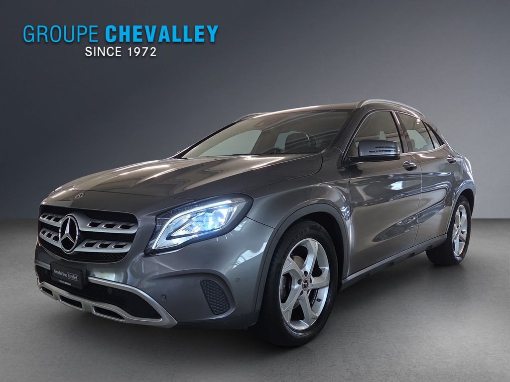 MERCEDES-BENZ GLA 180 Urban