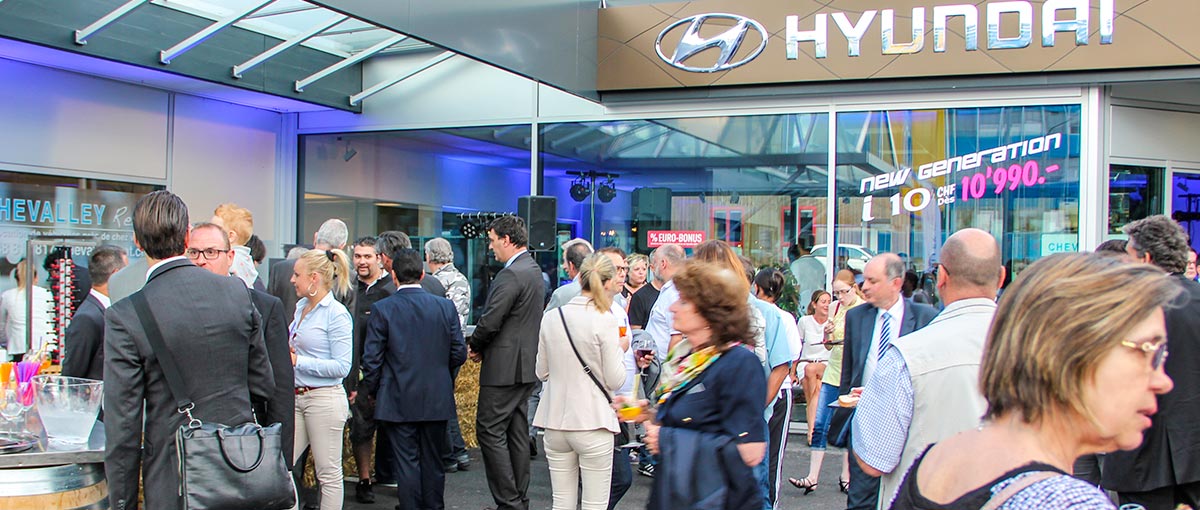 Inauguration Hyundai garage Grimm Centre 2015