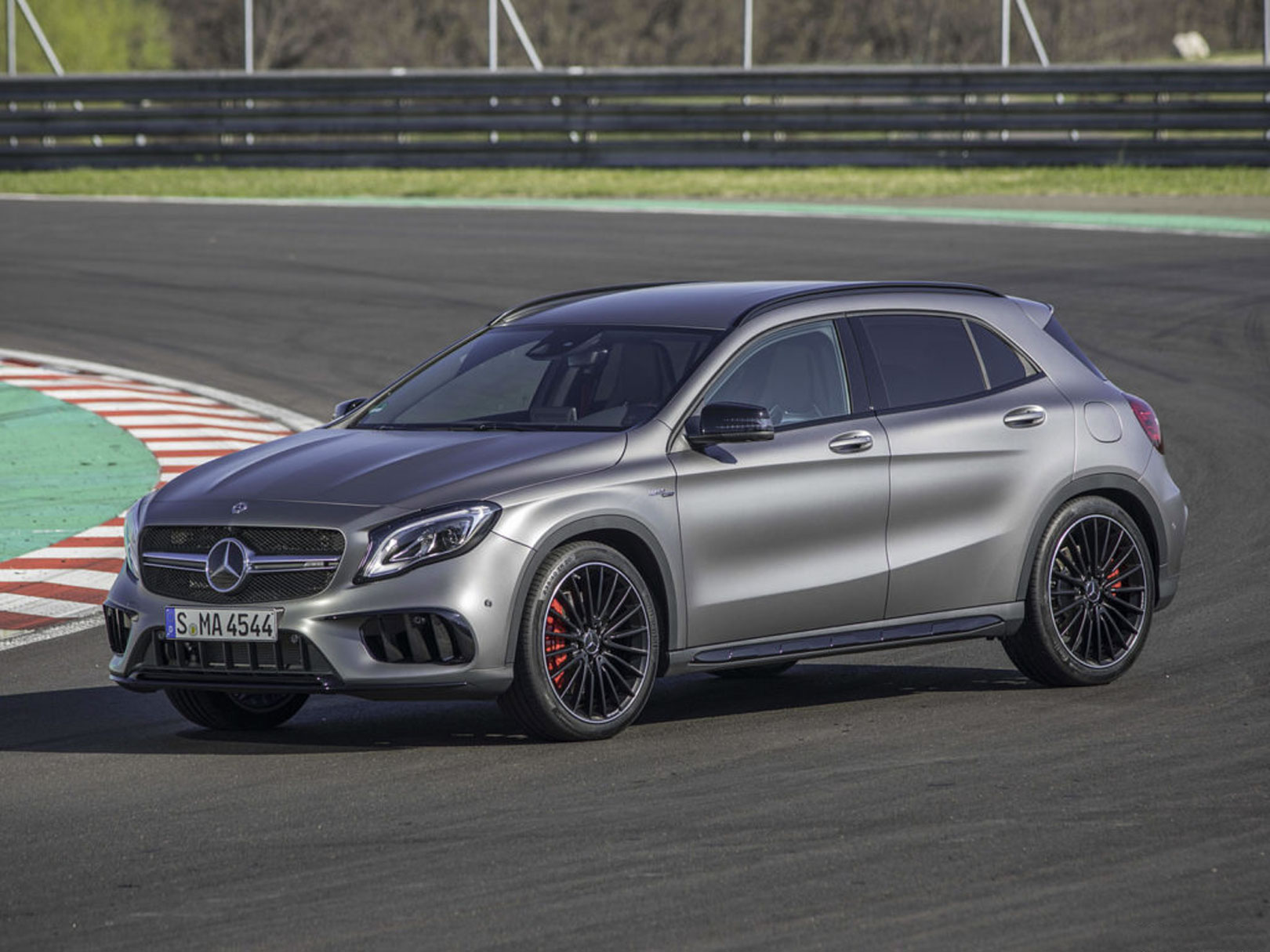 Mercedes AMG GLA 45 4MATIC- Groupe Chevalley