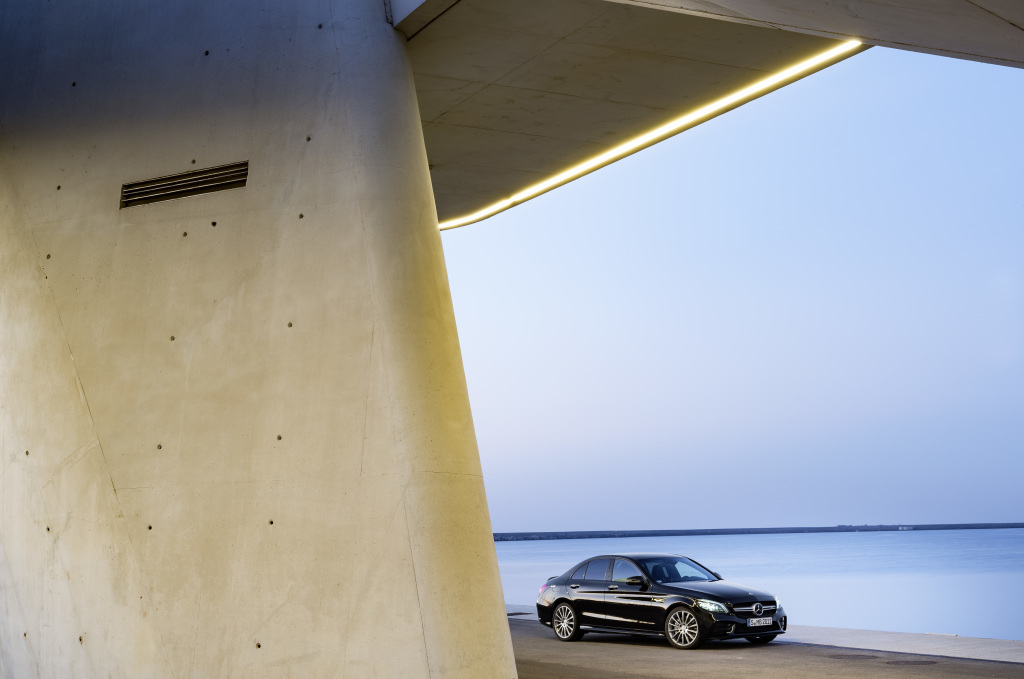 Les nouvelles Mercedes-AMG C 43 4MATIC Berline et Break (2018)