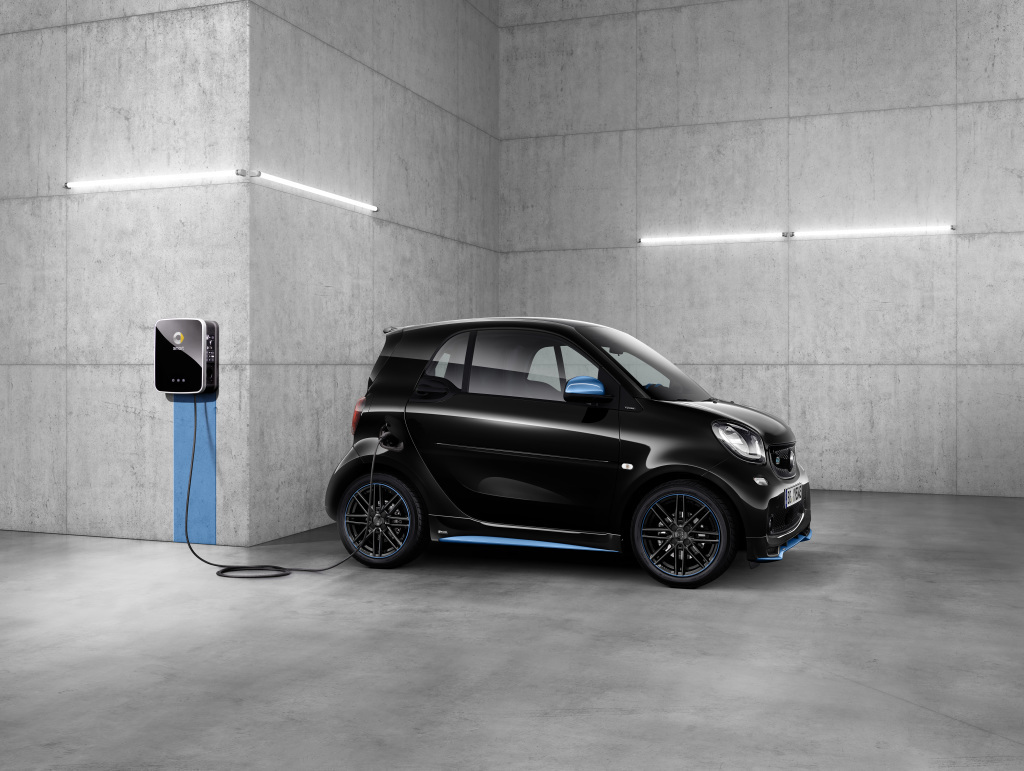Les nouvelles smart EQ fortwo & forfour