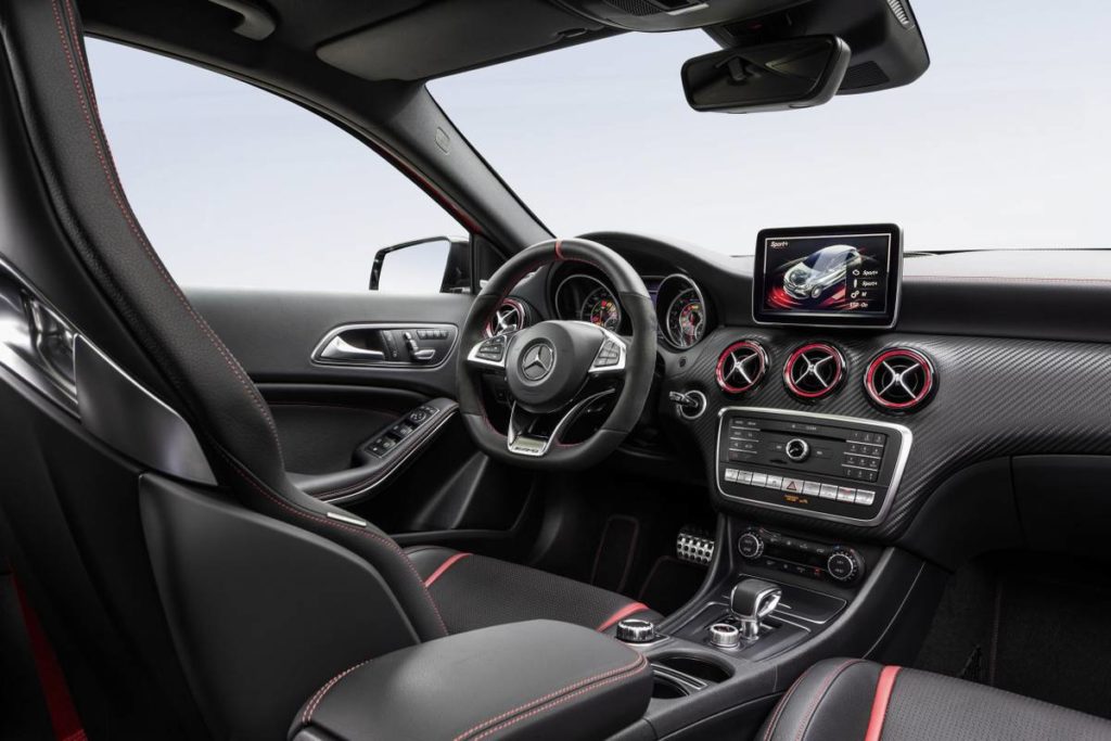 Découvrez la nouvelle Classe A 45 AMG 4MATIC