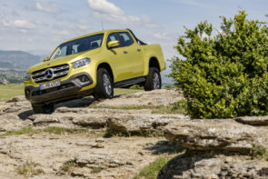 Mercedes-Benz X-Klasse – Exterieur, Limonitgelb metallic, Ausstattungslinie PROGRESSIVE 

Mercedes-Benz X-Class – Exterior, limonite yellow metallic, design and equipment line PROGRESSIVE