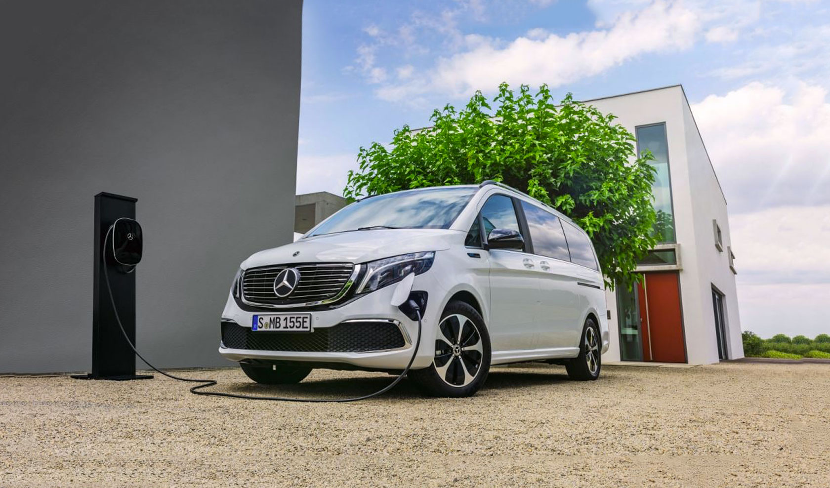 L' EQV. La mobilité électrique par Mercedes-Benz