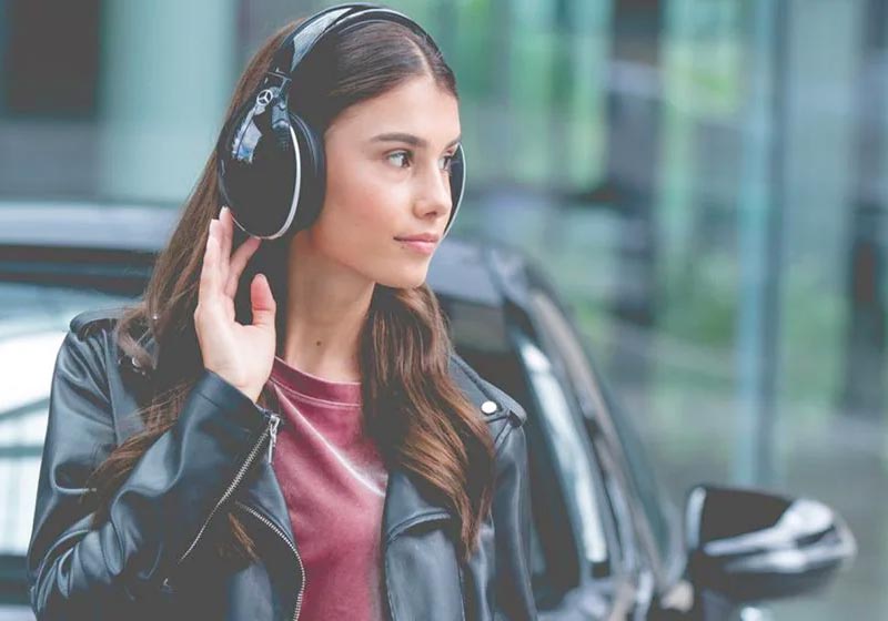 Boutique-mercedes-headphone Boutique en ligne Mercedes et amg Groupe Chevalley suisse