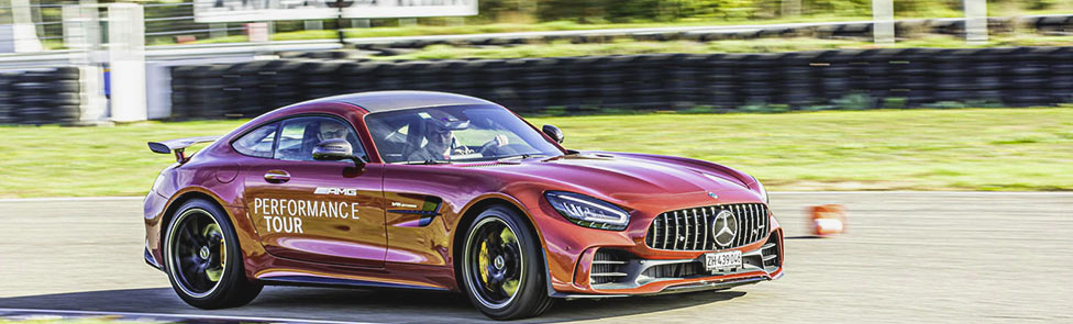 AMG Performance Tour sur le circuit de l'anneau du Rhin en France