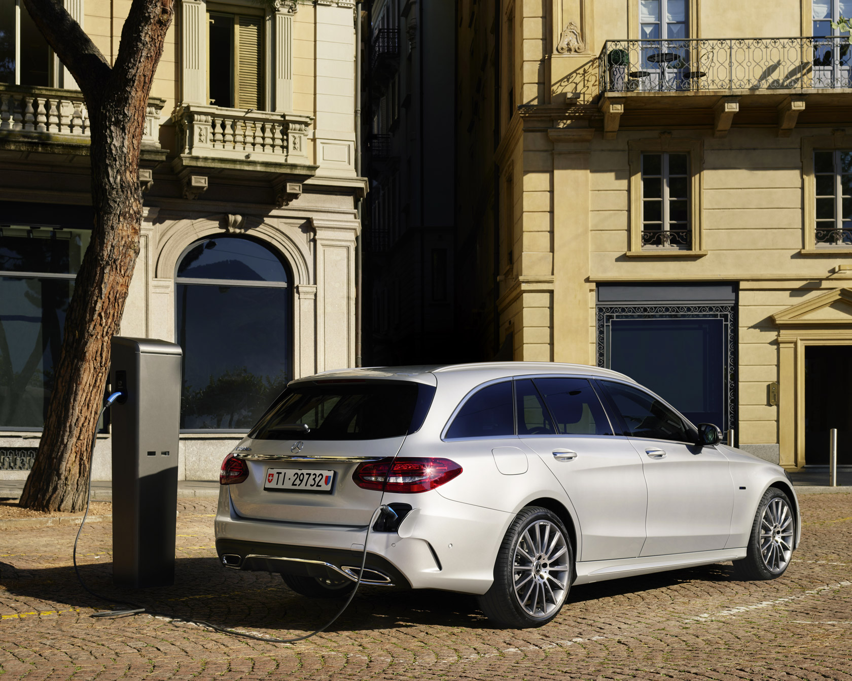 Offres Mercedes EQ électriques & hybrides