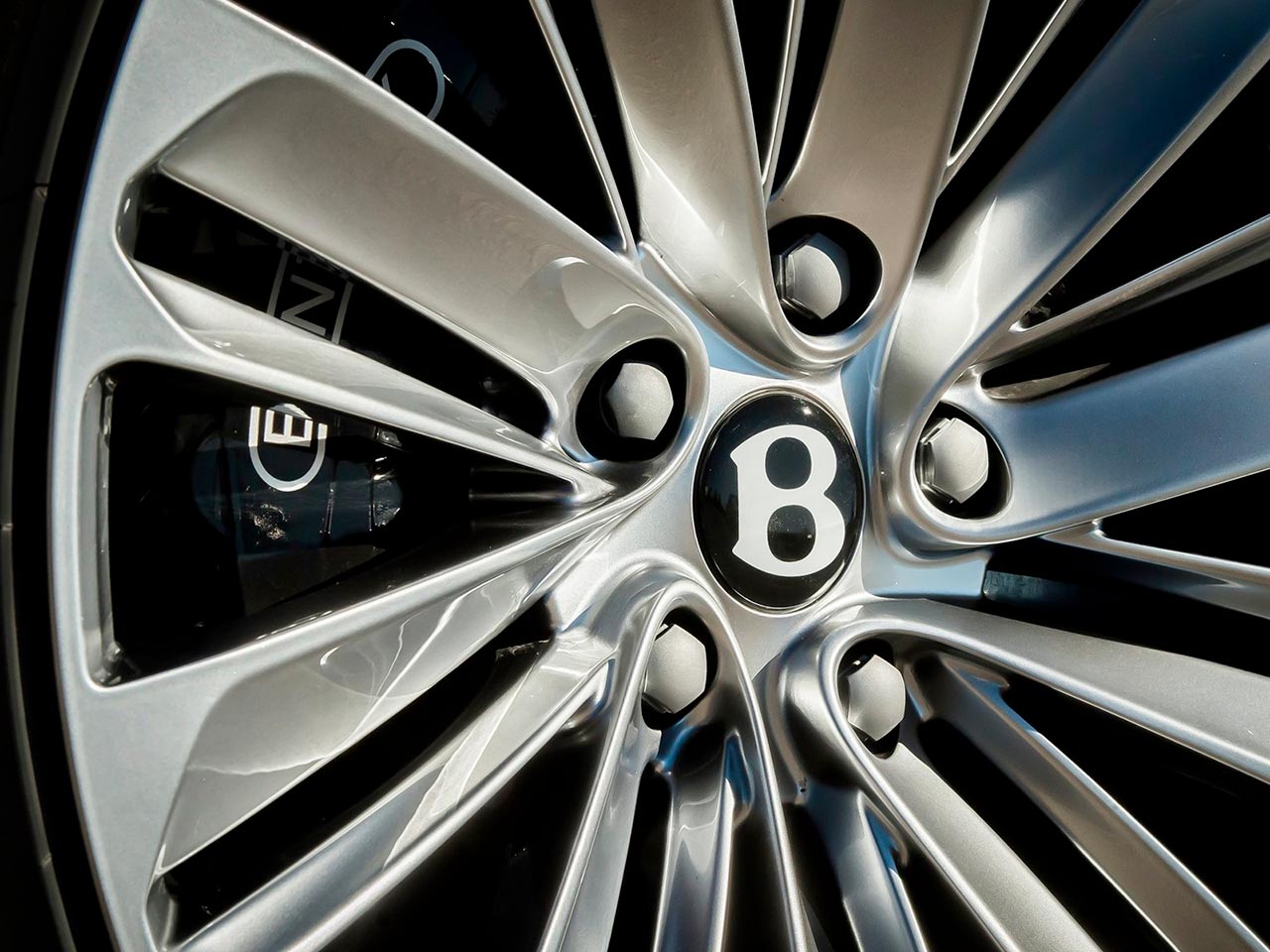 Gardiennage roues et pneus Bentley Genève