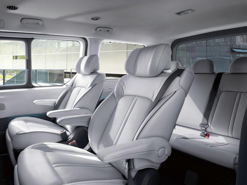 Hyundai Staria 2022 intérieur premium