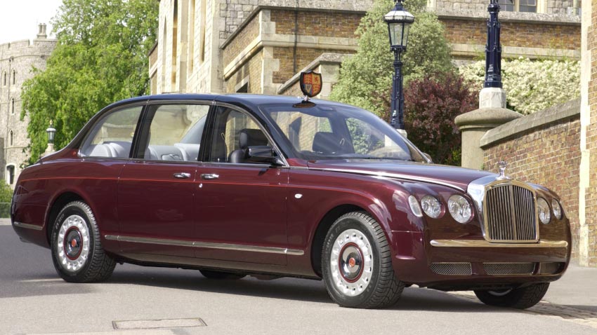 Bentley Mulliner limousine d'État de Sa Majesté la Reine