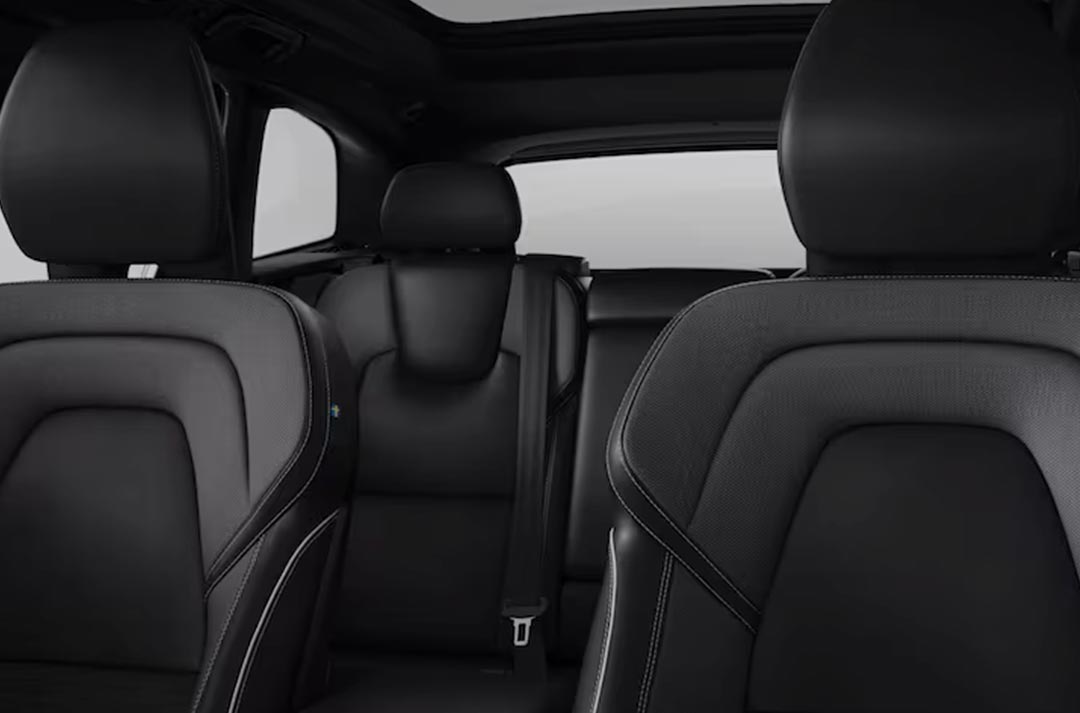 Volvo XC60 Recharge XCENTRIC Black Edition Concessionnaire Volvo Nyon